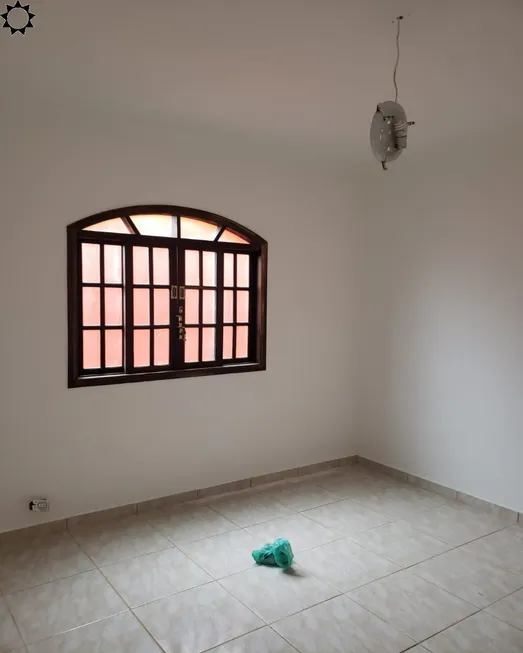 Foto 1 de Casa com 4 Quartos à venda, 232m² em Santo Antônio, Osasco