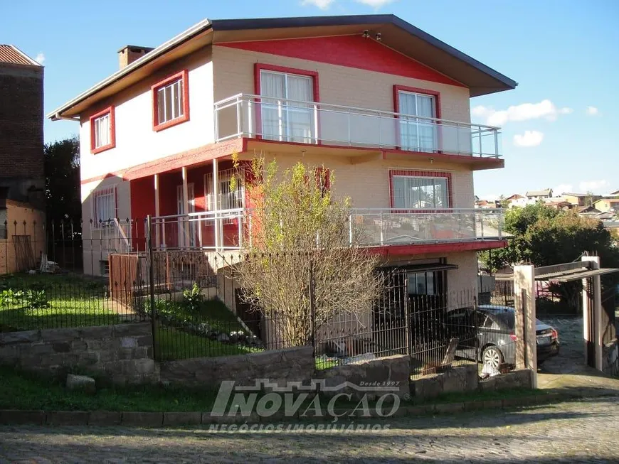 Foto 1 de Casa com 4 Quartos à venda, 294m² em Pioneiro, Caxias do Sul