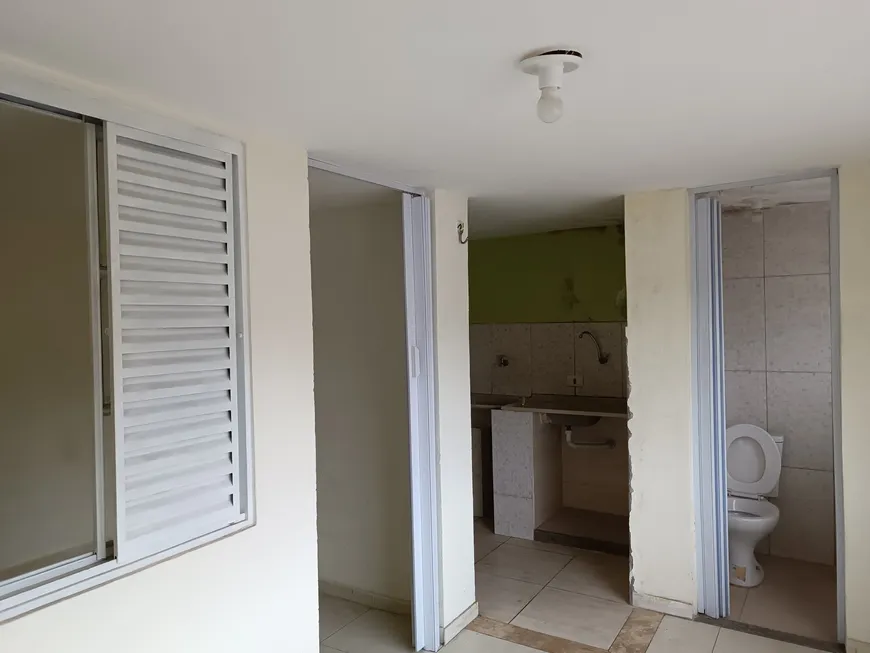 Foto 1 de Casa com 1 Quarto para alugar, 28m² em Vila Regina, Embu das Artes
