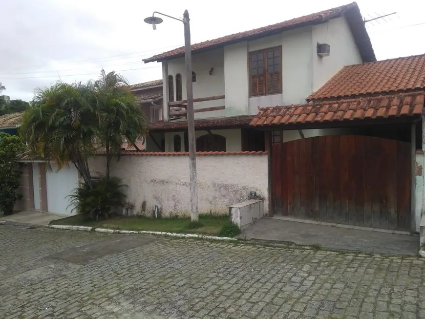 Foto 1 de Casa com 3 Quartos à venda, 224m² em Vila Três, São Gonçalo