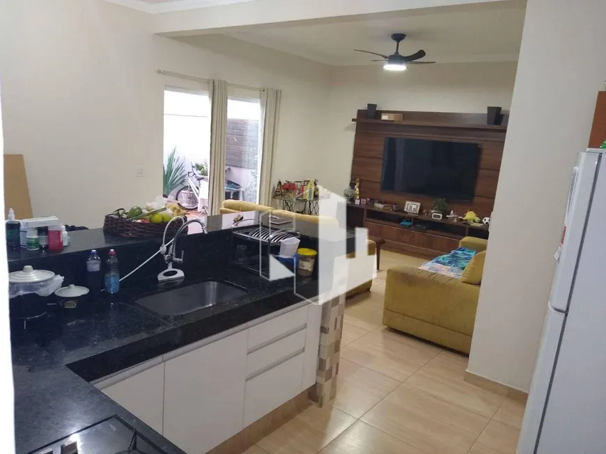 Foto 1 de Casa com 2 Quartos à venda, 130m² em Jardim Bela Vista, Jaú