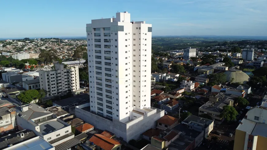 Foto 1 de Apartamento com 3 Quartos à venda, 127m² em Centro, Apucarana