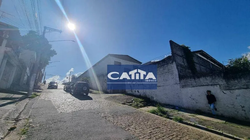 Foto 1 de Galpão/Depósito/Armazém para alugar, 2280m² em Itaquera, São Paulo