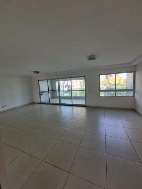 Foto 1 de Apartamento com 3 Quartos à venda, 145m² em Lagoa Nova, Natal