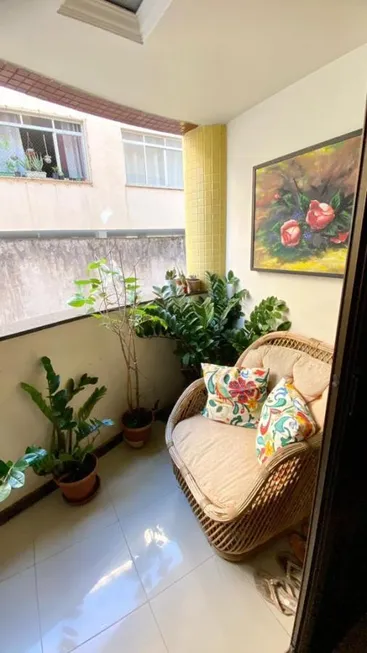 Foto 1 de Apartamento com 2 Quartos à venda, 97m² em Pituba, Salvador