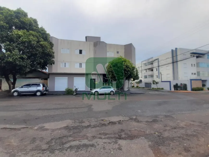 Foto 1 de Apartamento com 2 Quartos para alugar, 82m² em Tibery, Uberlândia