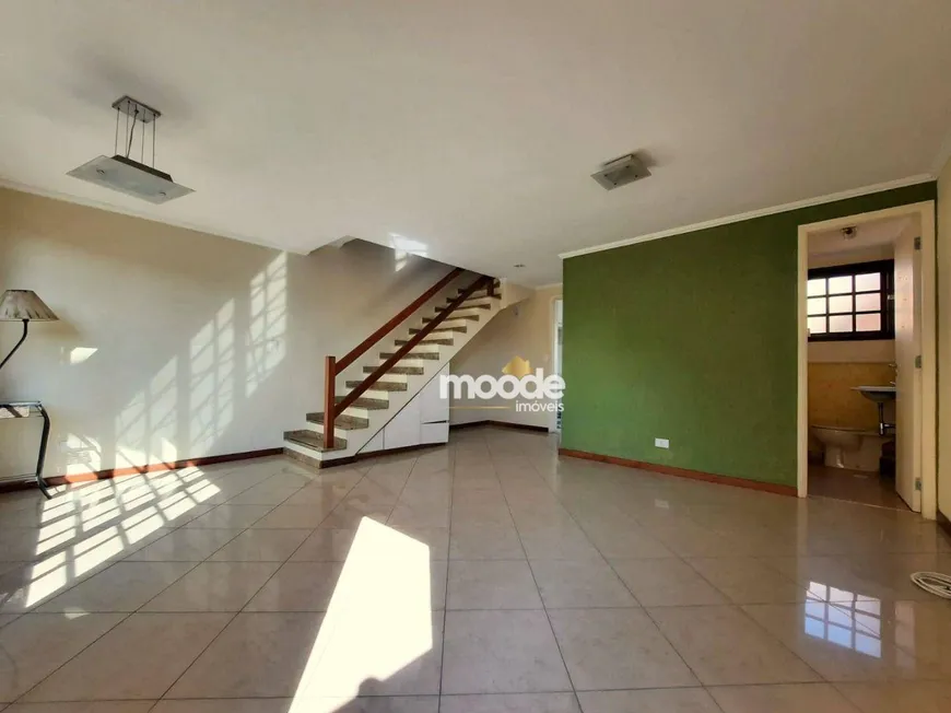 Foto 1 de Casa de Condomínio com 3 Quartos à venda, 180m² em Jardim Ester Yolanda, São Paulo