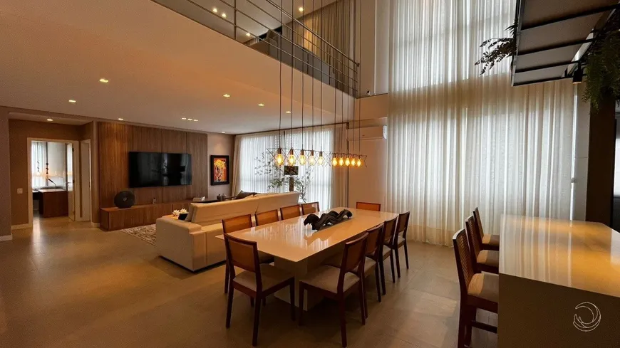 Foto 1 de Apartamento com 4 Quartos à venda, 206m² em Jurerê Internacional, Florianópolis
