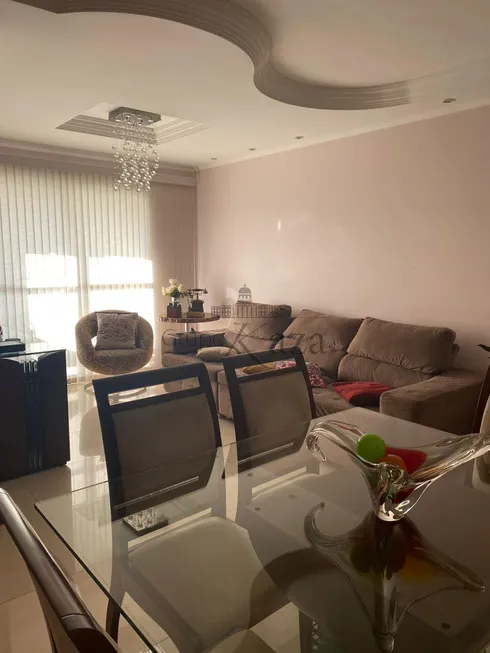 Foto 1 de Apartamento com 4 Quartos à venda, 111m² em Santana, São José dos Campos