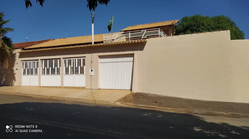 Foto 1 de Casa com 4 Quartos à venda, 287m² em Estancia Itanhanga, Caldas Novas