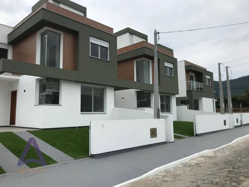 Foto 1 de Casa com 3 Quartos à venda, 120m² em Açores, Florianópolis