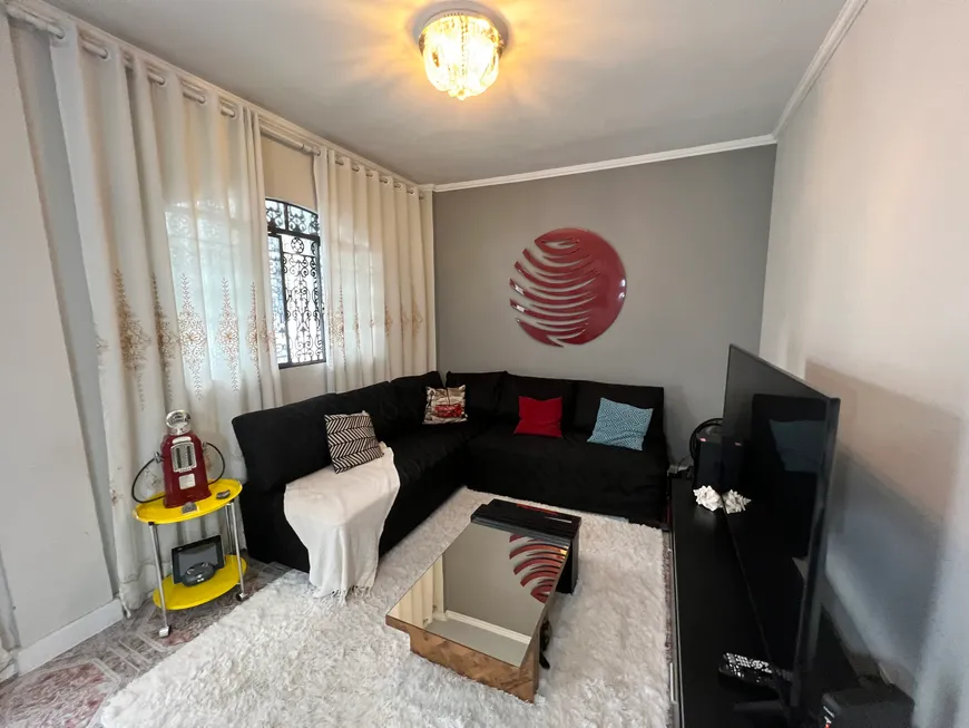 Foto 1 de Casa com 2 Quartos à venda, 230m² em Bento Ribeiro, Rio de Janeiro