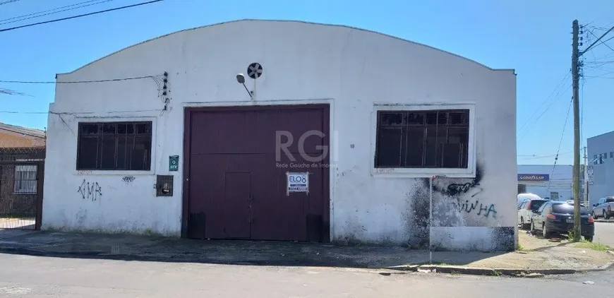 Foto 1 de Galpão/Depósito/Armazém à venda, 250m² em São Sebastião, Porto Alegre