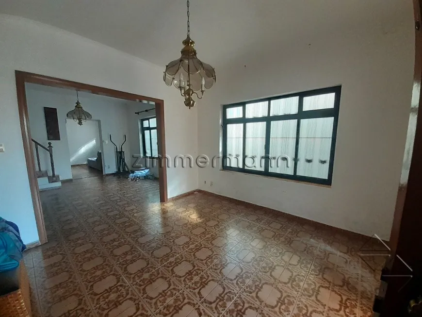 Foto 1 de Casa com 3 Quartos à venda, 320m² em Ipiranga, São Paulo