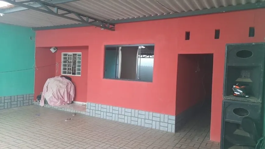 Foto 1 de Casa com 3 Quartos à venda, 120m² em Parque Santo Antônio, Santo Antônio do Descoberto