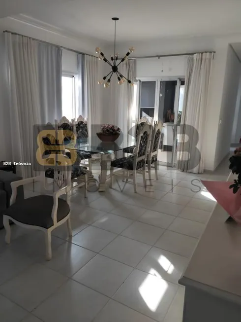 Foto 1 de Casa com 3 Quartos à venda, 180m² em Residencial Villaggio, Bauru