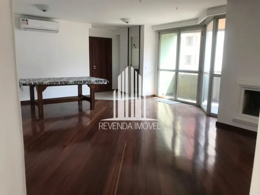 Foto 1 de Apartamento com 4 Quartos à venda, 160m² em Panamby, São Paulo