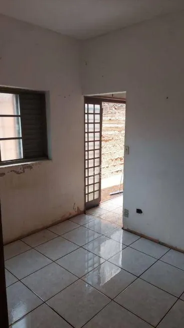 Foto 1 de Sobrado com 3 Quartos à venda, 143m² em Jardim Diva Tarla de Carvalho, Ribeirão Preto