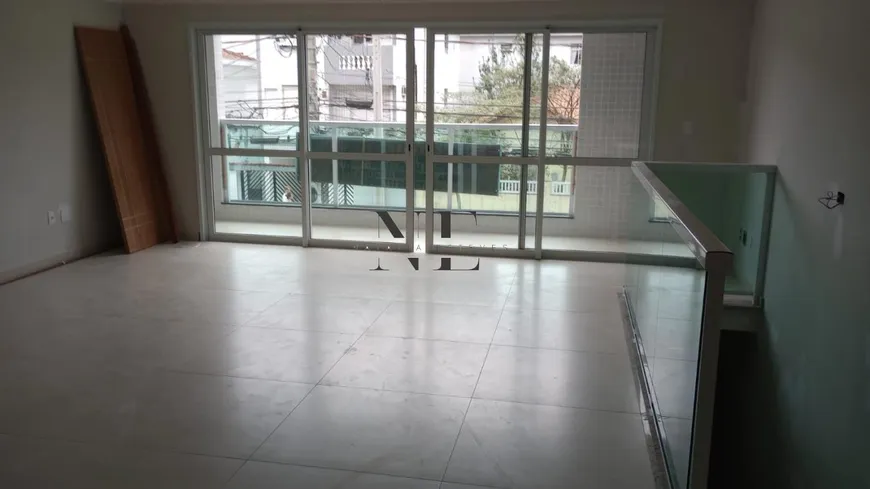 Foto 1 de Casa com 3 Quartos à venda, 185m² em Campo Grande, Santos