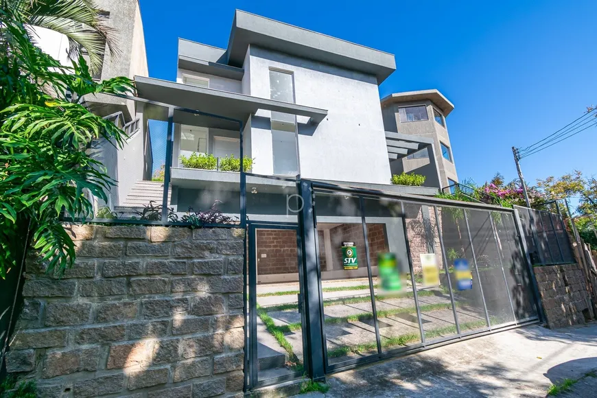 Foto 1 de Casa com 3 Quartos à venda, 268m² em Vila Conceição, Porto Alegre