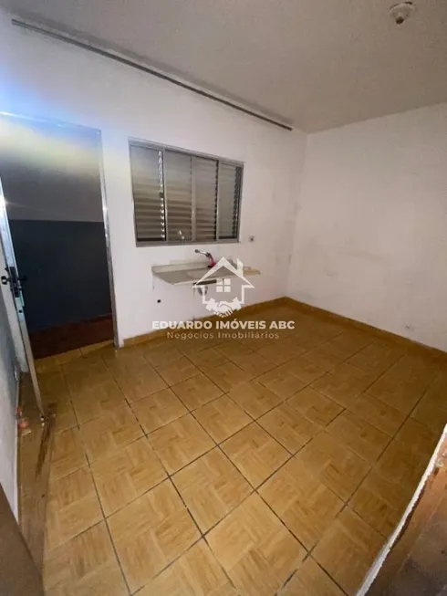 Foto 1 de Casa com 1 Quarto para alugar, 39m² em Montanhão, São Bernardo do Campo