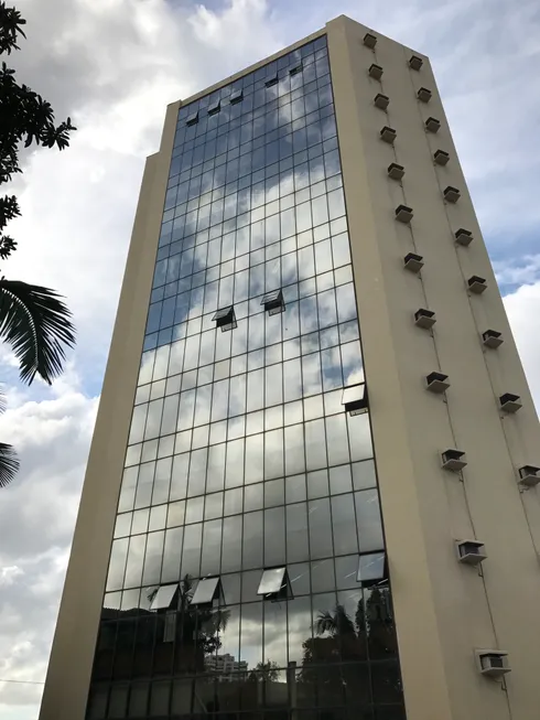 Foto 1 de Sala Comercial com 1 Quarto para alugar, 280m² em Bucarein, Joinville