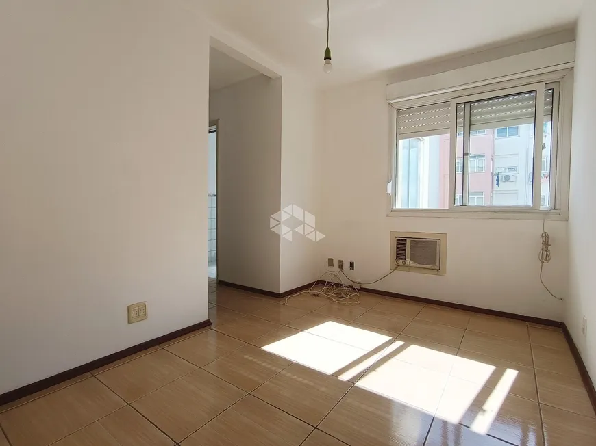 Foto 1 de Apartamento com 2 Quartos à venda, 48m² em Humaitá, Porto Alegre