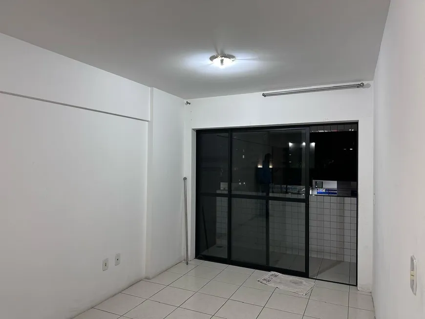 Foto 1 de Apartamento com 2 Quartos à venda, 60m² em Ponta Verde, Maceió