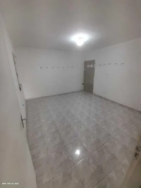 Foto 1 de Sala Comercial com 1 Quarto para alugar, 30m² em Parque Císper, São Paulo