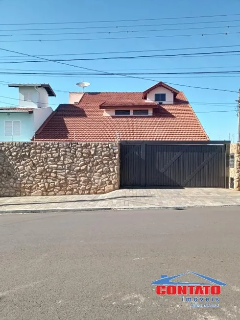 Foto 1 de Casa com 4 Quartos à venda, 355m² em Parque Santa Marta, São Carlos