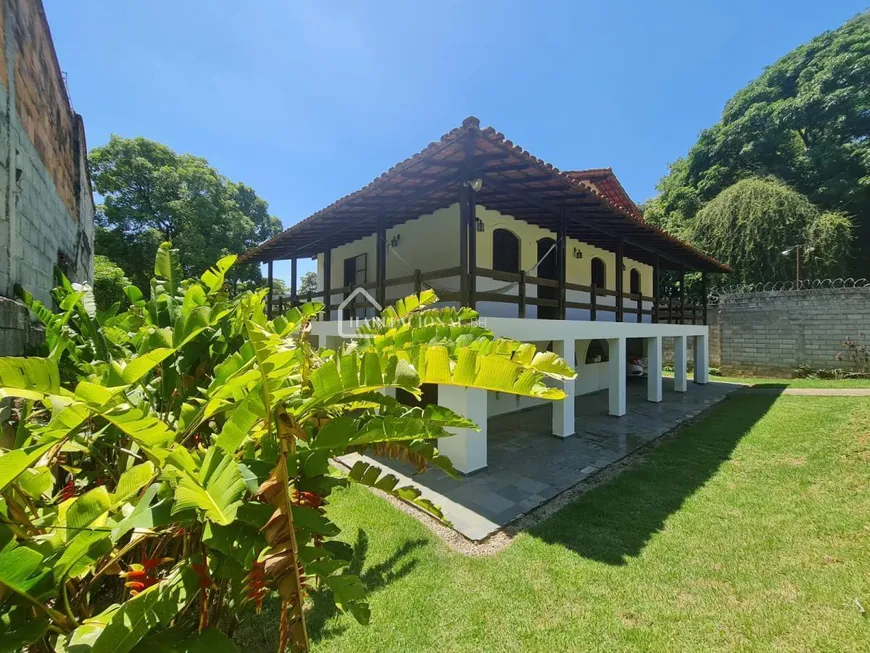 Foto 1 de Casa com 3 Quartos à venda, 2055m² em Braúnas, Belo Horizonte