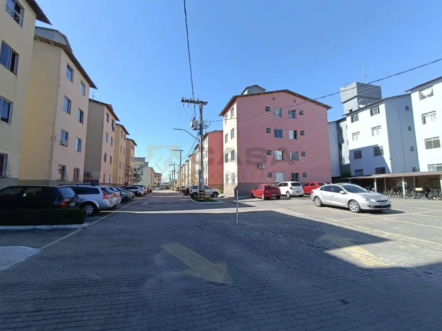 Foto 1 de Apartamento com 2 Quartos à venda, 47m² em Valparaíso, Serra