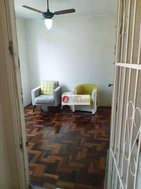 Foto 1 de Apartamento com 1 Quarto à venda, 34m² em Jardim Itú Sabará, Porto Alegre