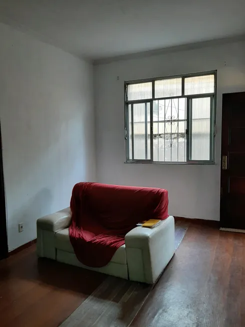 Foto 1 de Casa com 2 Quartos à venda, 108m² em Madureira, Rio de Janeiro