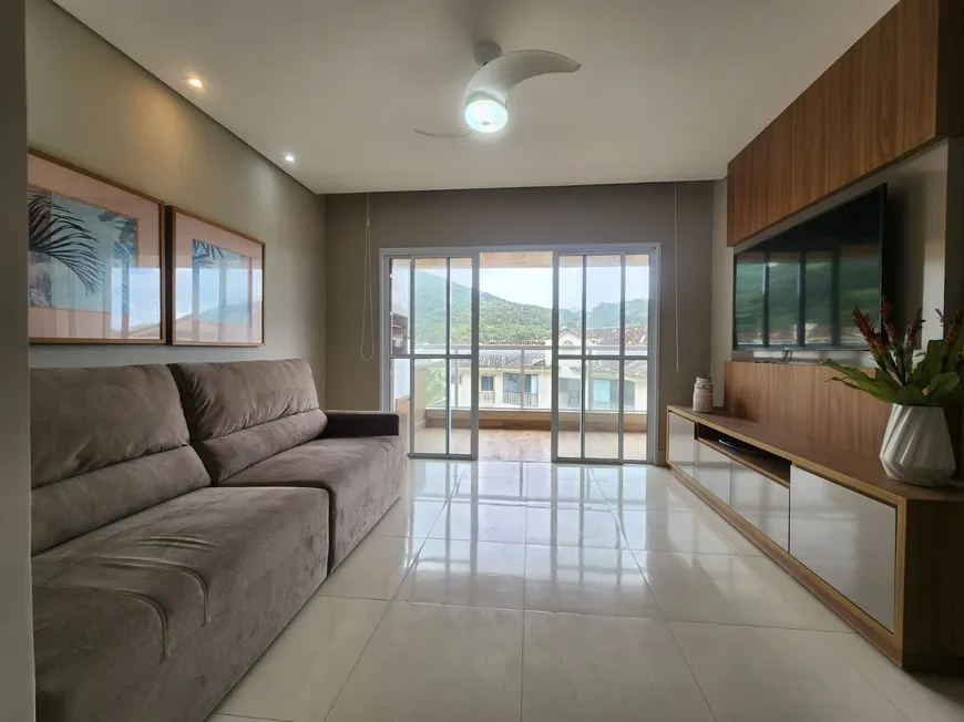 Foto 1 de Apartamento com 3 Quartos à venda, 106m² em Praia das Toninhas, Ubatuba