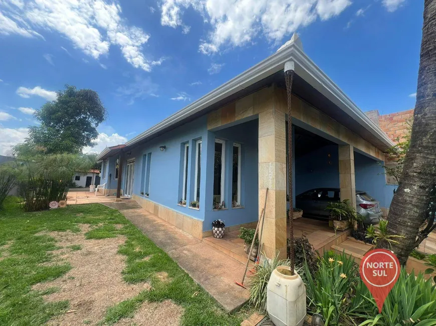 Foto 1 de Casa com 3 Quartos à venda, 195m² em São Conrado, Brumadinho