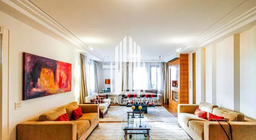 Foto 1 de Apartamento com 4 Quartos à venda, 410m² em Vila Sofia, São Paulo