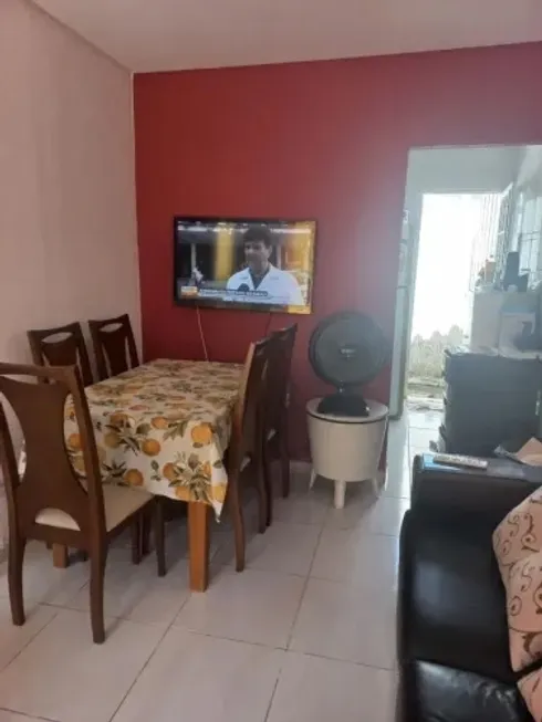 Foto 1 de Casa com 2 Quartos para venda ou aluguel, 82m² em Itapuã, Salvador