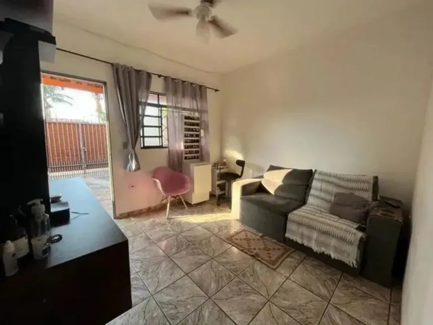 Foto 1 de Casa com 3 Quartos à venda, 80m² em Uruguai, Salvador