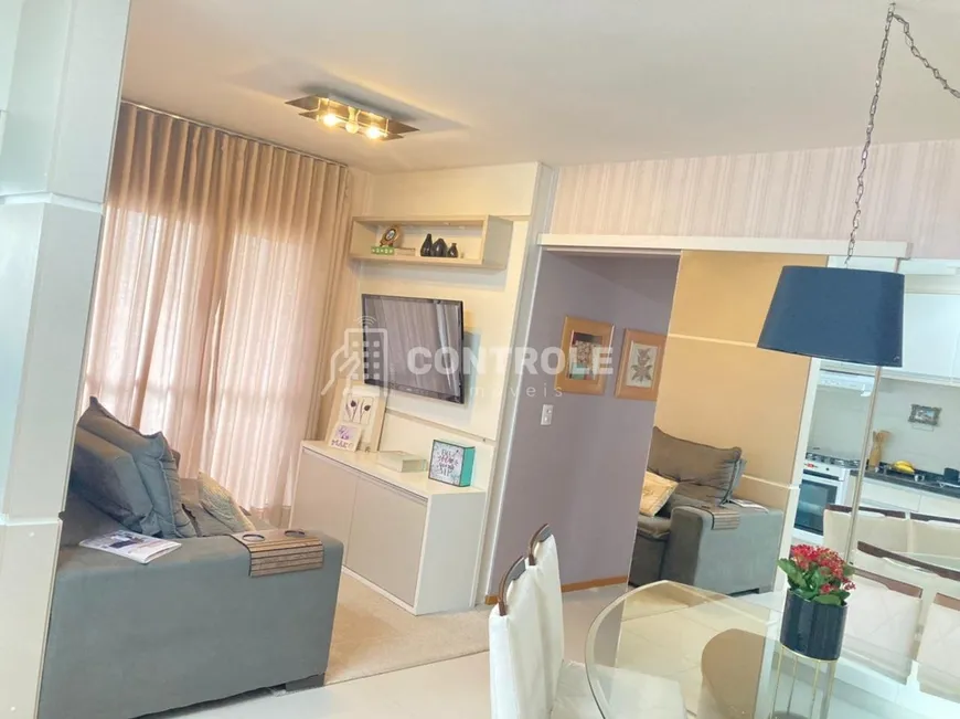Foto 1 de Apartamento com 3 Quartos à venda, 72m² em Areias, São José