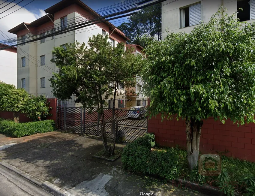 Foto 1 de Apartamento com 2 Quartos à venda, 46m² em Guarapiranga, São Paulo