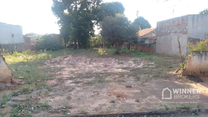 Foto 1 de Lote/Terreno à venda, 450m² em Centro, Paranacity