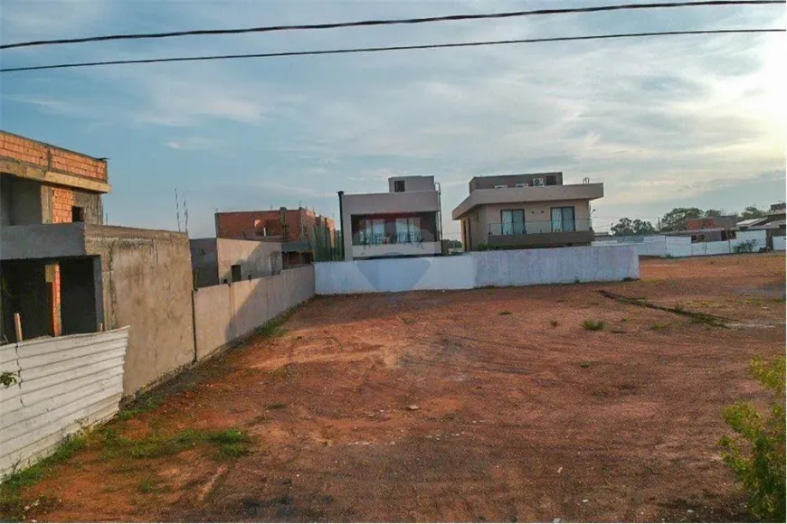 Foto 1 de Lote/Terreno à venda, 300m² em Jardim Itália, Cuiabá