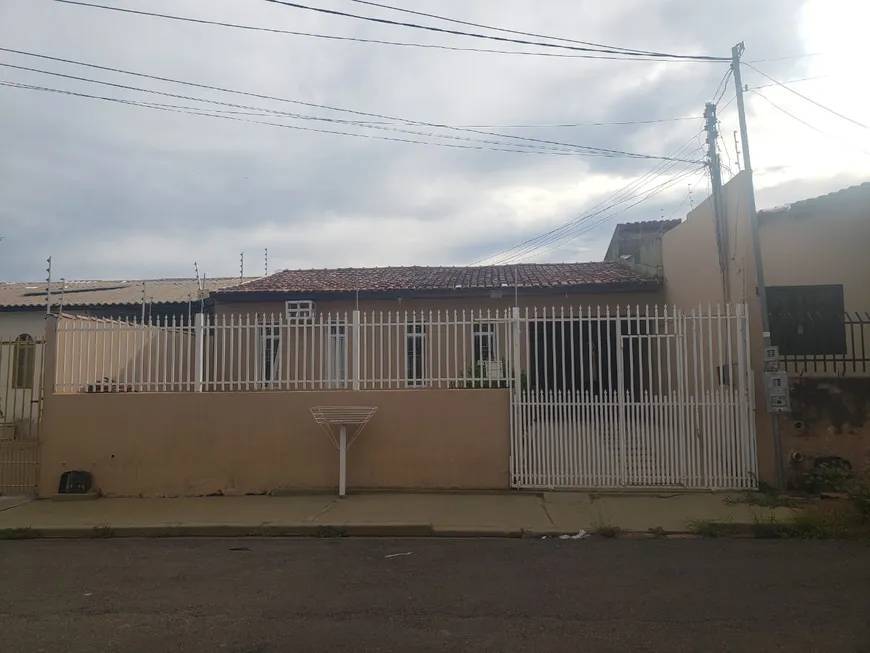 Foto 1 de Casa com 2 Quartos à venda, 110m² em CPA IV, Cuiabá