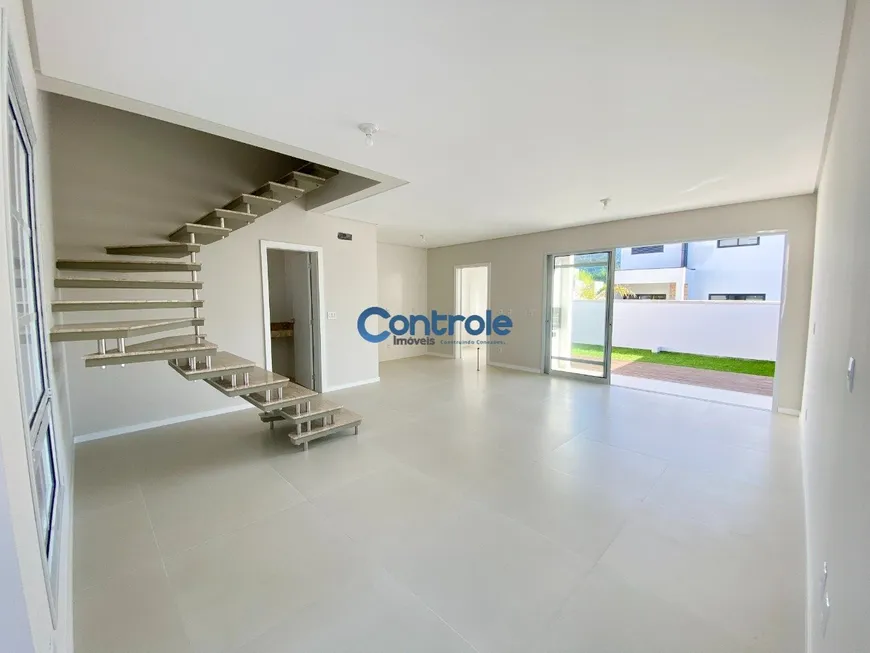Foto 1 de Apartamento com 3 Quartos à venda, 184m² em Beira Rio, Biguaçu