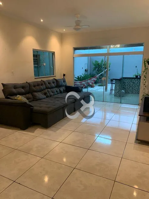 Foto 1 de Casa com 3 Quartos à venda, 190m² em Columbia, Londrina