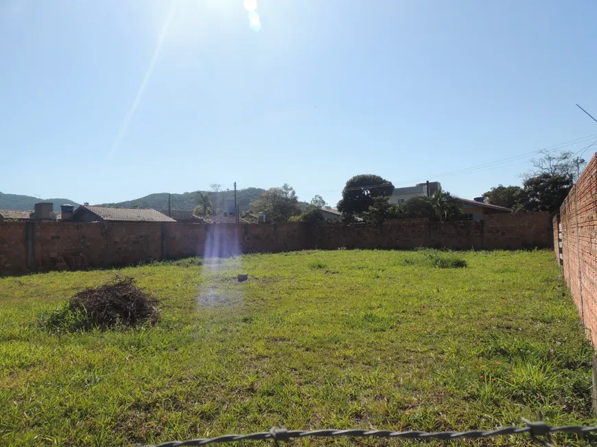 Foto 1 de Lote/Terreno à venda, 650m² em Campo Duna, Garopaba