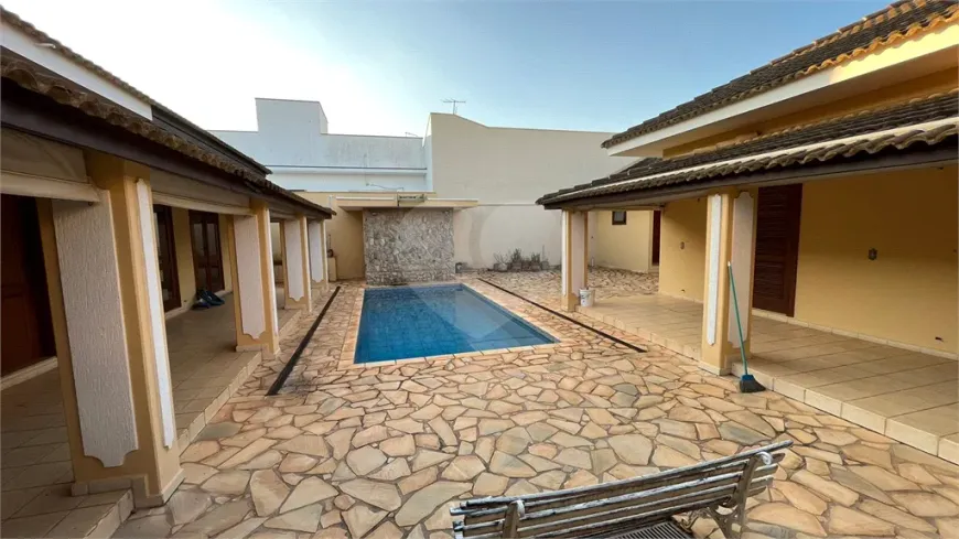 Foto 1 de Casa com 4 Quartos à venda, 418m² em Terras de Santo Antonio, Itapetininga