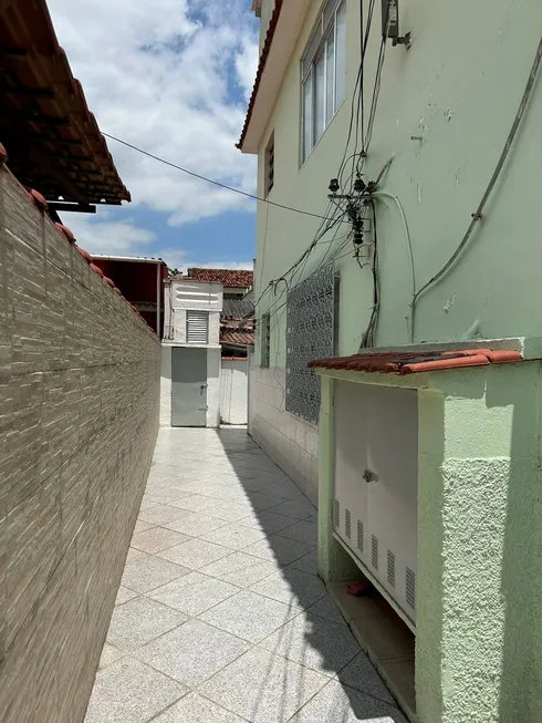 Foto 1 de Casa com 1 Quarto para alugar, 27m² em Magalhães Bastos, Rio de Janeiro