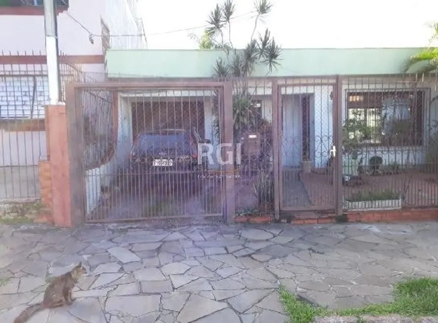 Foto 1 de Casa com 3 Quartos à venda, 119m² em Nonoai, Porto Alegre
